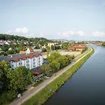 Ibis Styles Отель