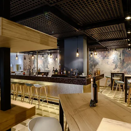 Ibis Styles 3*