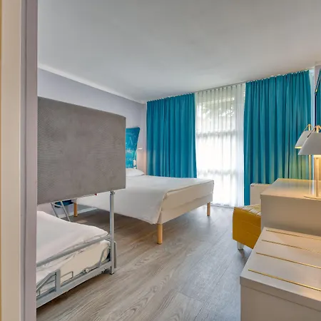 Отель Ibis Styles Регенсбург